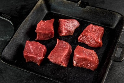 Свинина ошеек на шашлык 1 кг - купить в Баргузино